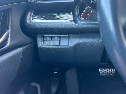 Used 2020 Honda Civic Sport image 29