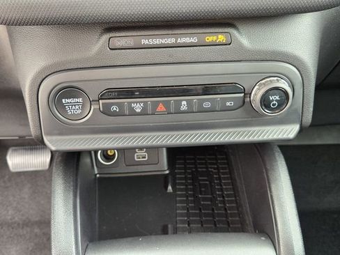 Used 2025 Ford Bronco Sport Heritage w/ Convenience Package AWD/4WD image 17