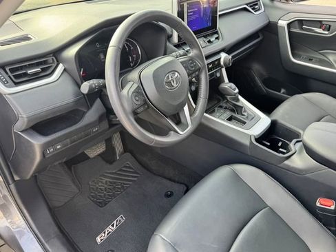 Used 2024 Toyota RAV4 XLE Premium image 17