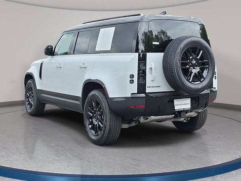 New 2026 Land Rover Defender 110 S AWD/4WD image 7