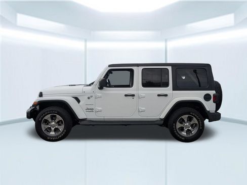 Used 2021 Jeep Wrangler Unlimited Sahara AWD/4WD image 2