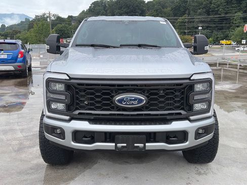 Used 2024 Ford F250 XLT w/ XLT Premium Package AWD/4WD image 6