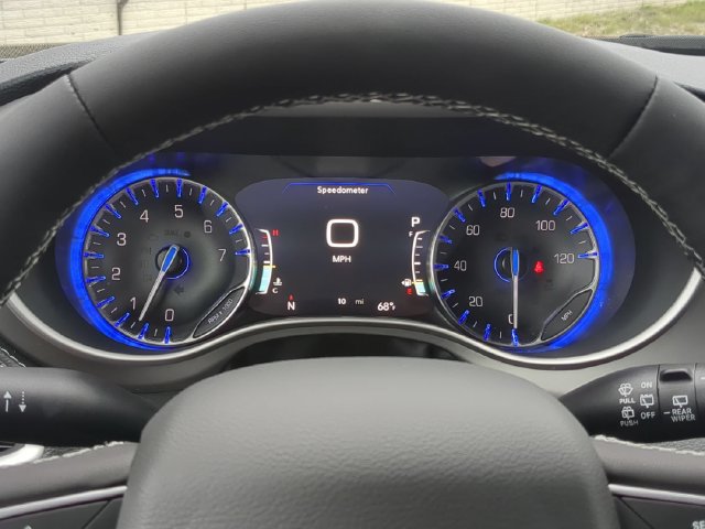 New 2027 Chrysler Pacifica Select FWD image 28