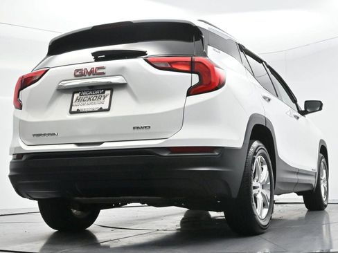 Used 2020 GMC Terrain SLE w/ Driver Convenience Package AWD/4WD image 49