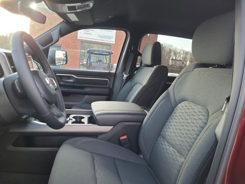 Used 2025 RAM 1500 Big Horn AWD/4WD image 30