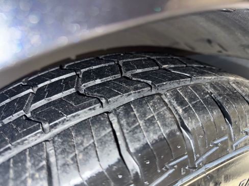 Certified 2022 Kia Carnival LX w/ Paint Protection Package image 18