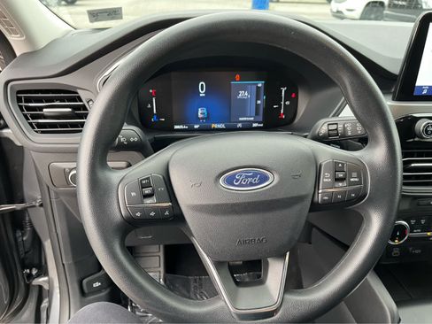 Used 2025 Ford Escape Active AWD/4WD image 12