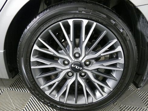 Used 2023 Kia Forte GT-Line image 8