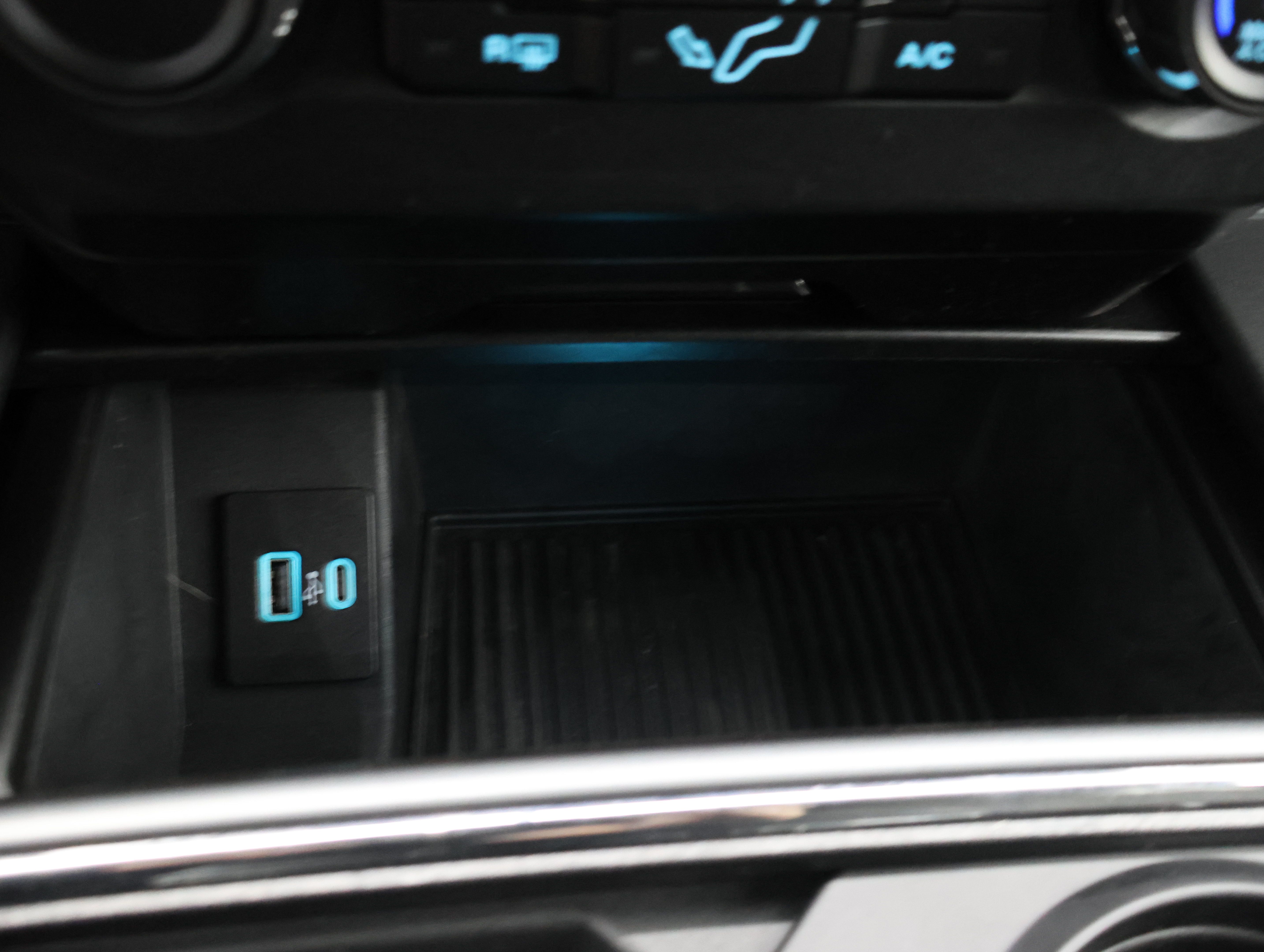 Used 2022 Ford F250 XLT w/ Black Appearance Package AWD/4WD image 49