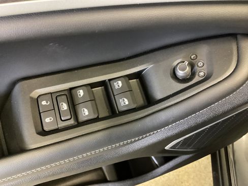 New 2026 Jeep Grand Cherokee Limited AWD/4WD image 13
