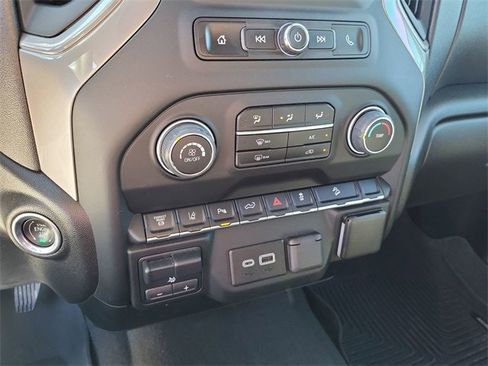 Used 2024 Chevrolet Silverado 2500 Custom w/ Custom Value Package image 16