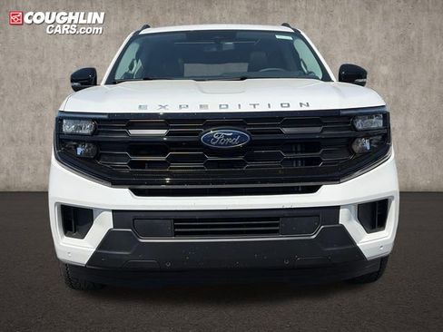New 2026 Ford Expedition Active AWD/4WD image 2