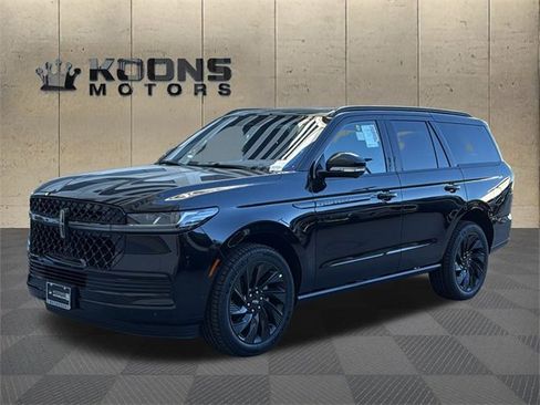 New 2025 Lincoln Navigator Reserve w/ Jet Appearance Package image 1