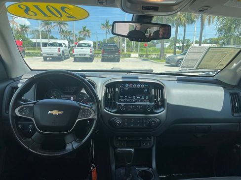 Used 2018 Chevrolet Colorado Z71 AWD/4WD image 10