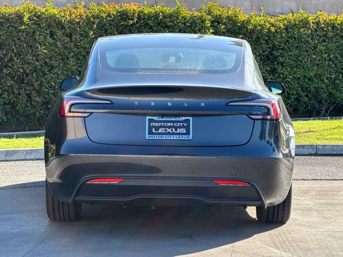 Used 2025 Tesla Model 3 Long Range RWD image 5