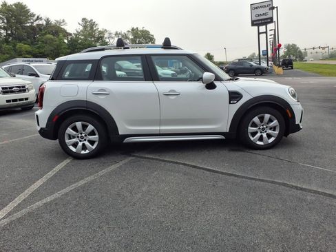 Used 2024 MINI Cooper Countryman image 8
