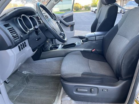 Used 2006 Toyota 4Runner SR5 image 24