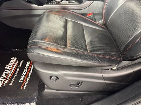 Used 2023 Dodge Durango GT image 11