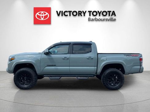 Used 2023 Toyota Tacoma TRD Sport AWD/4WD image 2