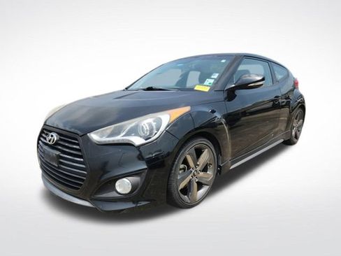 Used 2015 Hyundai Veloster Turbo w/ Option Group 04 FWD image 3