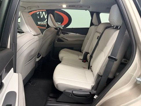 Used 2026 INFINITI QX60 Luxe w/ Family Package image 16