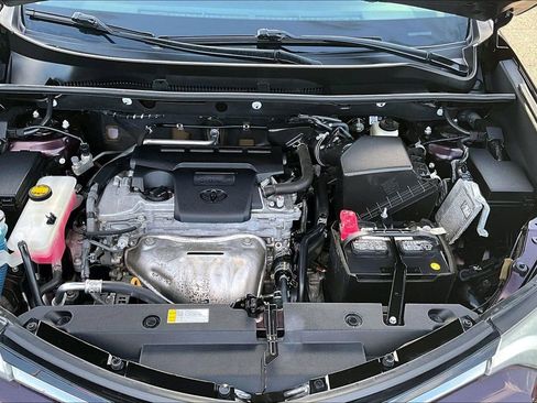 Used 2017 Toyota RAV4 LE w/ All Weather Liner Package AWD/4WD image 10