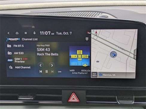 New 2025 Hyundai Elantra Limited image 17