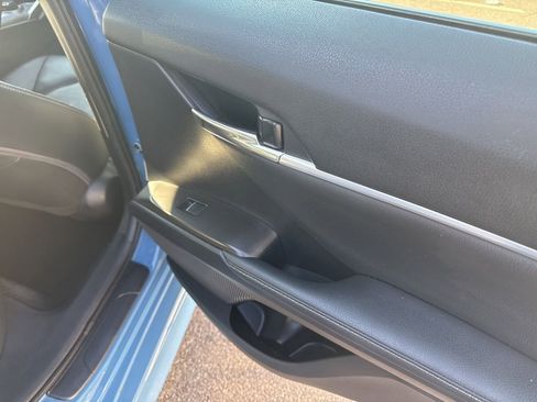 Used 2023 Toyota Camry XSE image 12