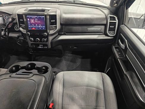 Used 2024 RAM 3500 Big Horn AWD/4WD image 27