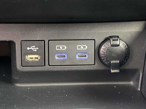 Used 2022 Toyota Highlander XSE image 31