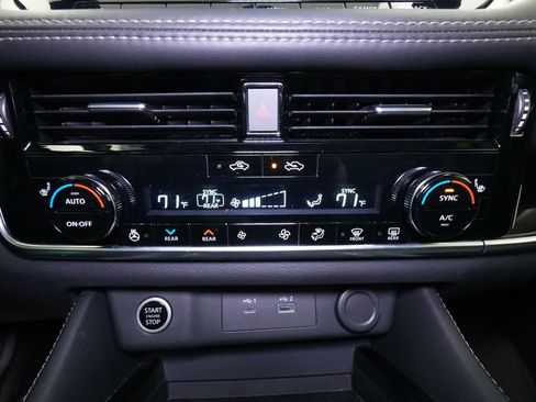 Used 2023 Nissan Rogue SL w/ SL Premium Package AWD/4WD image 37