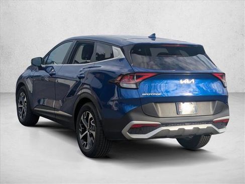 Used 2023 Kia Sportage EX image 7