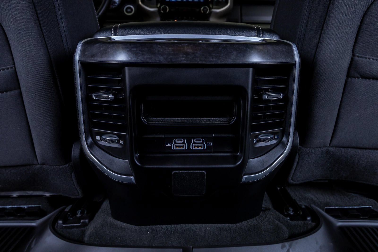 Used 2023 RAM 1500 Big Horn AWD/4WD image 29