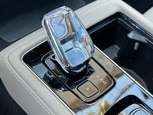 New 2026 Volvo XC90 B6 Plus w/ Protection Package Premier image 19