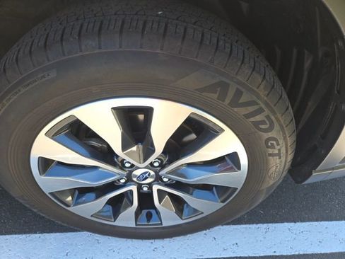 Used 2024 Subaru Outback Limited AWD/4WD image 14