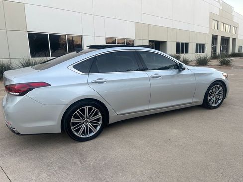 Used 2018 Genesis G80 3.8 w/ Option Group 02 image 10