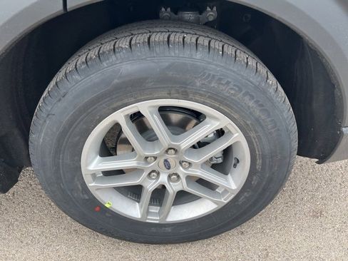 New 2025 Ford Explorer Active w/ Active Comfort Package image 5