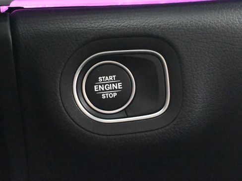 Used 2024 Mercedes-Benz GLE 450e 4MATIC image 49