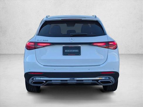 New 2026 Mercedes-Benz GLC 300 image 8