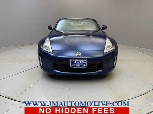 Used 2016 Nissan 370Z Coupe RWD image 8