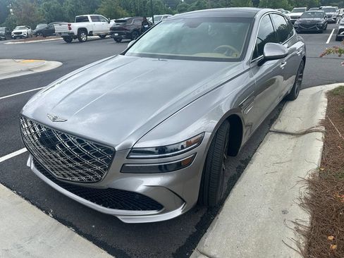 Used 2025 Genesis G80 2.5T Advanced AWD/4WD image 3