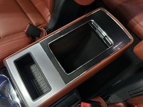 Used 2025 Lincoln Aviator Reserve w/ Equipment Group 201A image 31