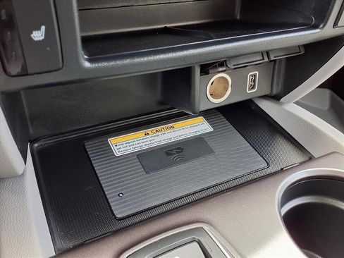 Used 2022 Honda Pilot Special Edition image 13