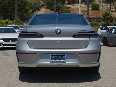 New 2026 BMW i7 eDrive50 w/ Executive Package RWD image 18
