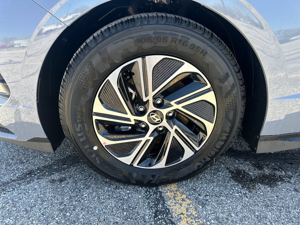 New 2026 Hyundai Sonata Blue FWD image 10