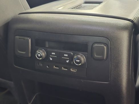 Used 2018 Chevrolet Tahoe Premier image 27