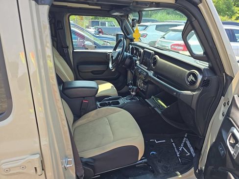 Certified 2022 Jeep Wrangler Unlimited Sport AWD/4WD image 5