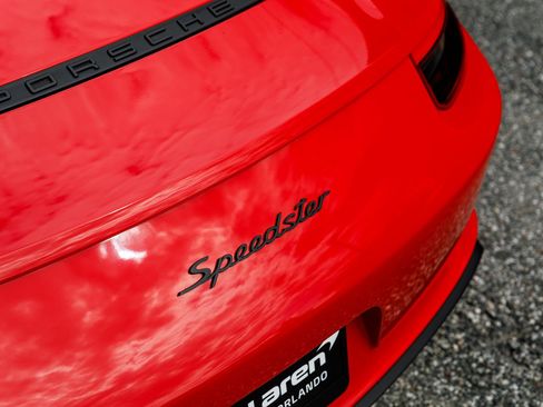 Used 2019 Porsche 911 Speedster RWD image 31