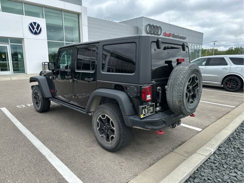 Used 2017 Jeep Wrangler Unlimited Rubicon AWD/4WD image 5