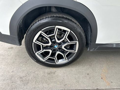 Used 2026 BMW X2 xDrive28i AWD/4WD image 23